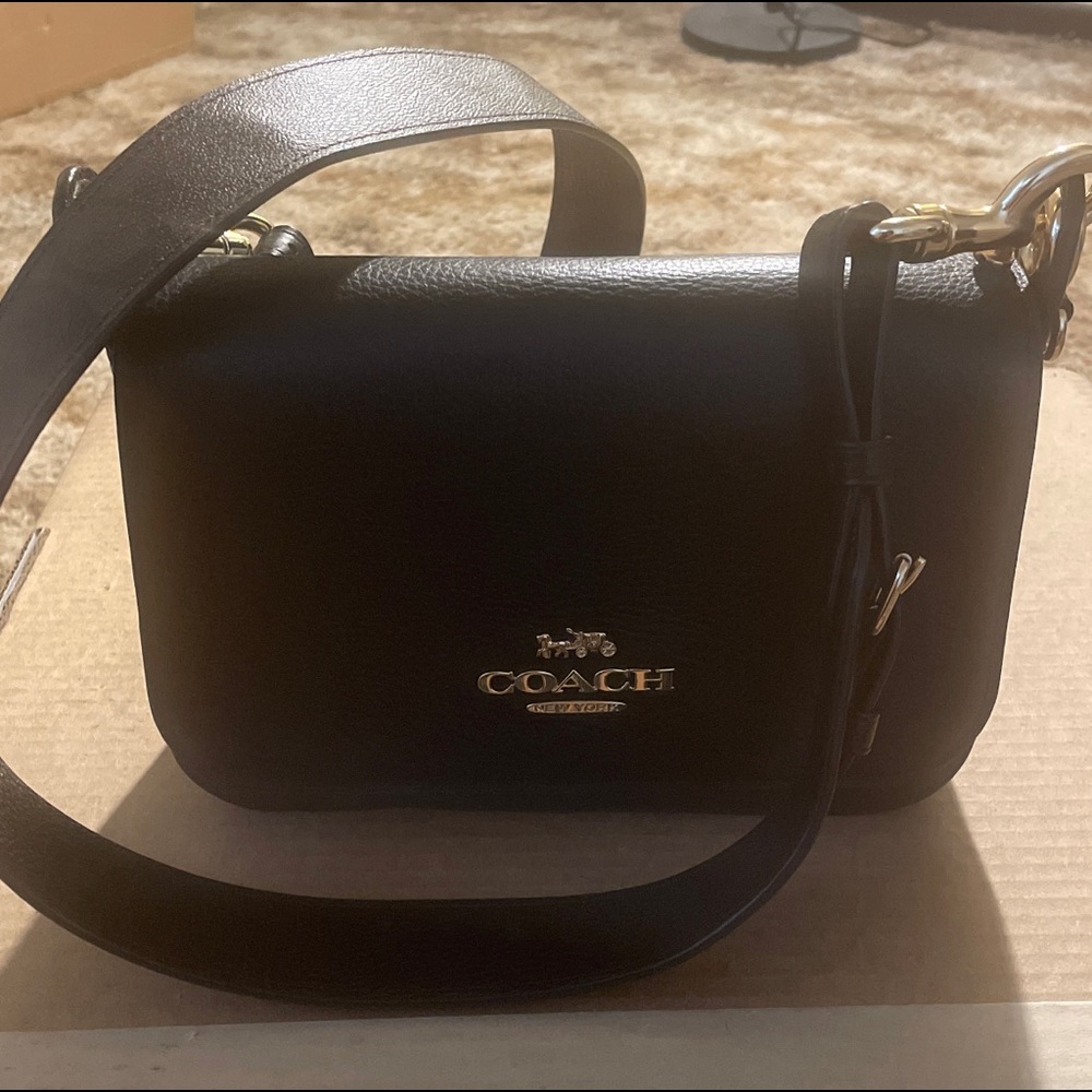 Coach Small Jes Messenger In Signature Canvas